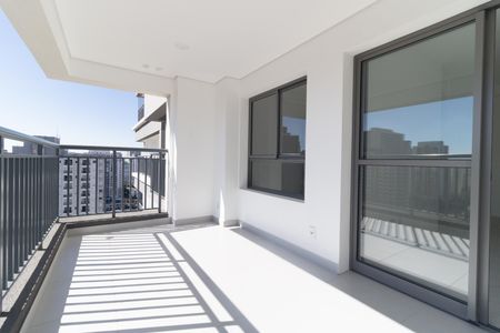 Apartamento à venda com 72m², 2 quartos e 1 vaga Apartamento à venda com 72m², 2 quartos e 1 vagaVaranda da Sala