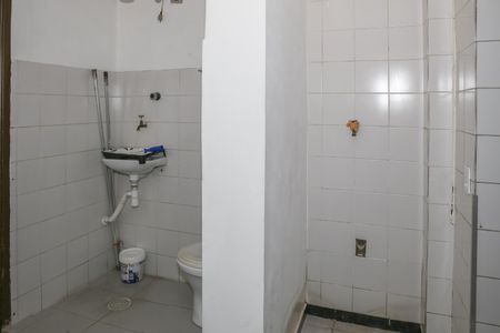 Apartamento para alugar com 75m², 2 quartos e sem vagaBanheiro de Serviço