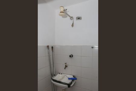 Apartamento para alugar com 75m², 2 quartos e sem vagaBanheiro de Serviço