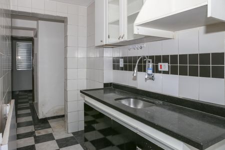 Apartamento para alugar com 75m², 2 quartos e sem vagaCozinha 