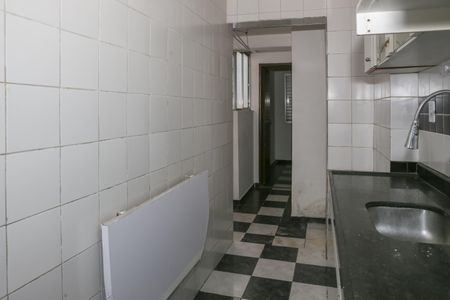 Apartamento para alugar com 75m², 2 quartos e sem vagaCozinha 