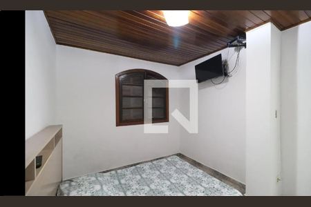 Casa para alugar com 70m², 2 quartos e 1 vaga Casa para alugar com 70m², 2 quartos e 1 vagaQuarto