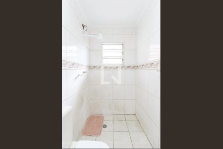 Banheiro de casa para alugar com 2 quartos, 70m² em Vila Isolina Mazzei, São Paulo