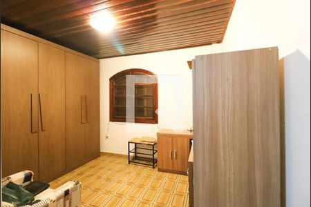 Casa para alugar com 70m², 2 quartos e 1 vaga Casa para alugar com 70m², 2 quartos e 1 vagaQuarto