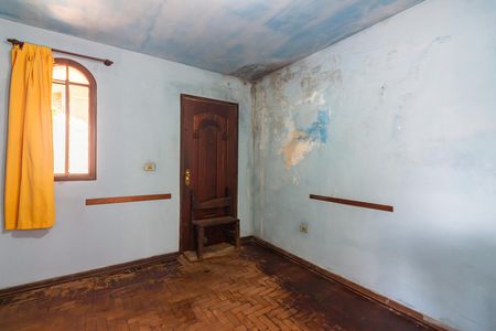 Casa à venda com 230m², 2 quartos e 2 vagasQuarto 5