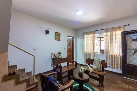 Sala  de casa à venda com 2 quartos, 230m² em Vila Yolanda, Osasco