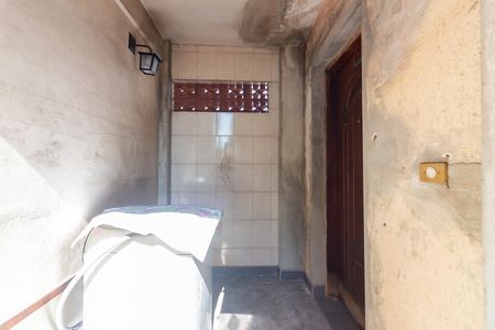 Casa à venda com 230m², 2 quartos e 2 vagasQuintal