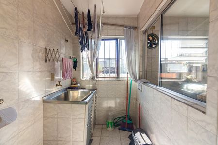 Casa à venda com 230m², 2 quartos e 2 vagasComodo 