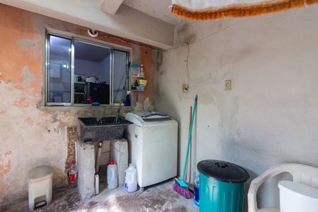 Casa à venda com 230m², 2 quartos e 2 vagasÁrea de Serviço 