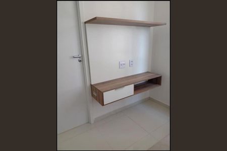 Sala de apartamento à venda com 2 quartos, 38m² em Presidente Altino, Osasco