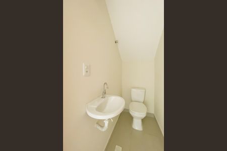 Casa à venda com 110m², 2 quartos e 1 vaga Casa à venda com 110m², 2 quartos e 1 vagaLavabo