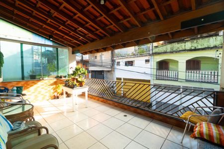 Casa à venda com 300m², 5 quartos e 3 vagas Casa à venda com 300m², 5 quartos e 3 vagasCasa 2 - Sacada da Sala