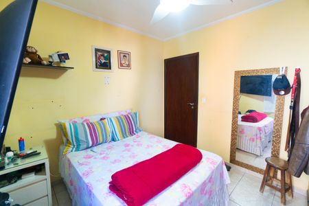 Casa à venda com 300m², 5 quartos e 3 vagas Casa à venda com 300m², 5 quartos e 3 vagasCasa 2 - Quarto 2