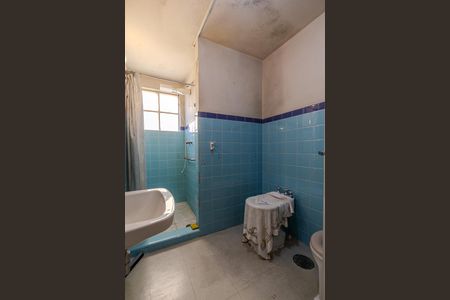 Apartamento à venda com 158m², 3 quartos e 1 vaga Apartamento à venda com 158m², 3 quartos e 1 vagaBanheiro social 2