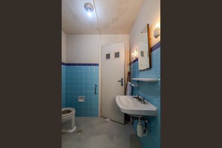 Apartamento à venda com 158m², 3 quartos e 1 vaga Apartamento à venda com 158m², 3 quartos e 1 vagaBanheiro social 2