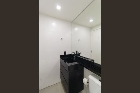Banheiro de apartamento para alugar com 2 quartos, 50m² em Santa Maria, Osasco