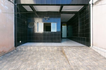 Casa à venda com 144m², 3 quartos e 4 vagas Casa à venda com 144m², 3 quartos e 4 vagasÁrea Externa