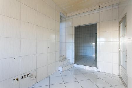 Sala  de casa à venda com 3 quartos, 144m² em Vila Carmosina, São Paulo