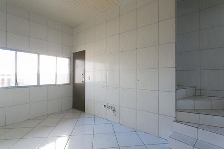 Casa à venda com 144m², 3 quartos e 4 vagas Casa à venda com 144m², 3 quartos e 4 vagasSala