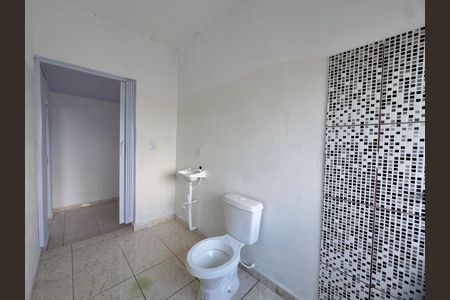 Banheiro de casa para alugar com 1 quarto, 55m² em Recreio São Jorge, Guarulhos