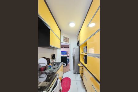 Apartamento à venda com 58m², 2 quartos e 1 vaga Apartamento à venda com 58m², 2 quartos e 1 vagaCozinha - Armários