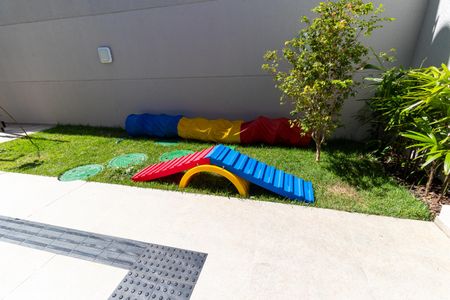 Apartamento para alugar com 30m², 1 quarto e sem vaga Apartamento para alugar com 30m², 1 quarto e sem vagaÁrea comum - Playground