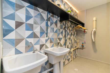Apartamento para alugar com 30m², 1 quarto e sem vaga Apartamento para alugar com 30m², 1 quarto e sem vagaLavanderia