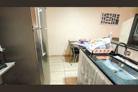 Casa à venda com 150m², 4 quartos e 2 vagasCozinha 2