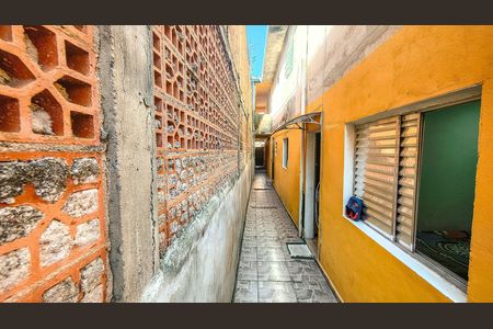 Casa à venda com 150m², 4 quartos e 2 vagasCorredor