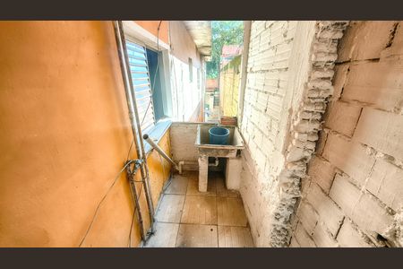 Casa à venda com 150m², 4 quartos e 2 vagasVarandaÁrea de Serviço 1