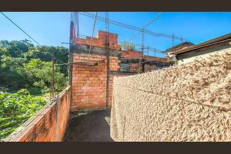 Casa à venda com 150m², 4 quartos e 2 vagasÁrea de Serviço 2