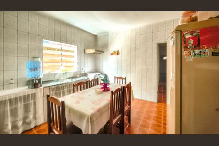 Casa à venda com 150m², 4 quartos e 2 vagasCozinha 1