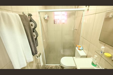 Casa à venda com 150m², 4 quartos e 2 vagasBanheiro 2