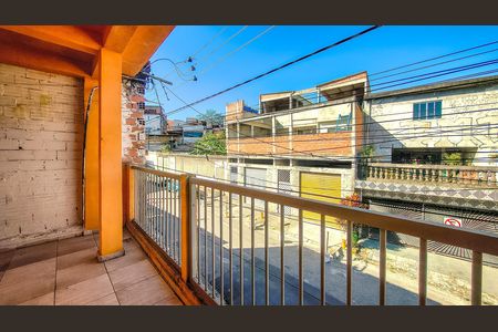 Casa à venda com 150m², 4 quartos e 2 vagasVaranda