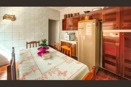 Casa à venda com 150m², 4 quartos e 2 vagasCozinha 1