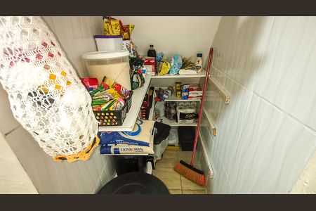 Casa à venda com 150m², 4 quartos e 2 vagasDespensa