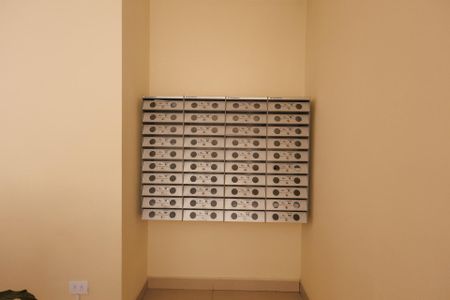 Apartamento para alugar com 72m², 2 quartos e 2 vagasHall social - Caixas de correio