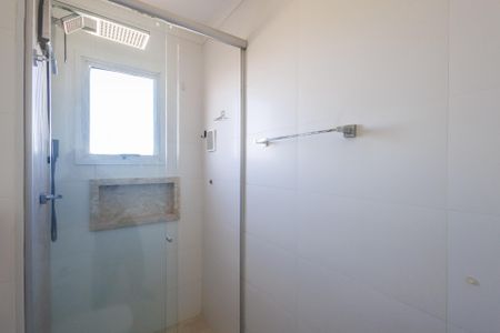 Apartamento para alugar com 72m², 2 quartos e 2 vagasBanheiro Corredor
