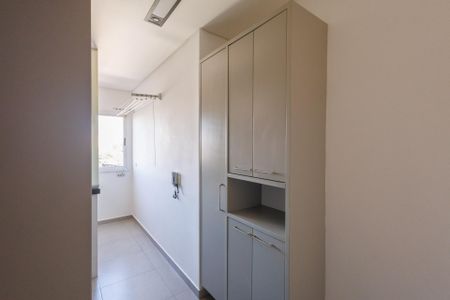 Apartamento para alugar com 72m², 2 quartos e 2 vagasCozinha