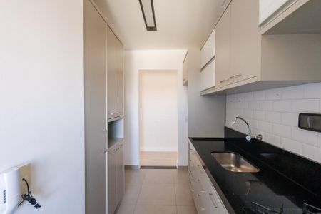 Apartamento para alugar com 72m², 2 quartos e 2 vagasCozinha