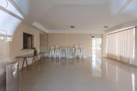 Apartamento para alugar com 72m², 2 quartos e 2 vagasÁrea comum - Salão de festas