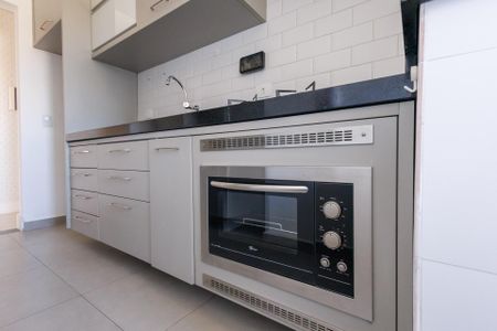 Apartamento para alugar com 72m², 2 quartos e 2 vagasCozinha