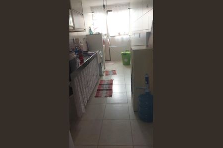 Cozinha de apartamento para alugar com 1 quarto, 59m² em Verão Vermelho, Cabo Frio