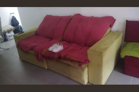 Sala de apartamento para alugar com 1 quarto, 59m² em Verão Vermelho, Cabo Frio