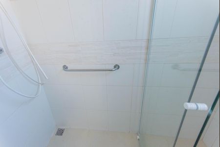 Casa à venda com 134m², 4 quartos e 2 vagas Casa à venda com 134m², 4 quartos e 2 vagasBanheiro