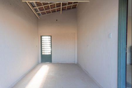 Garagem de casa à venda com 4 quartos, 134m² em Vila Marieta, Campinas