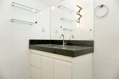 Apartamento para alugar com 93m², 3 quartos e 1 vaga Apartamento para alugar com 93m², 3 quartos e 1 vagaBanheiro Social