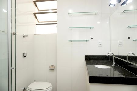 Apartamento para alugar com 93m², 3 quartos e 1 vaga Apartamento para alugar com 93m², 3 quartos e 1 vagaBanheiro Social