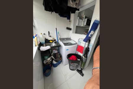 Apartamento à venda com 57m², 2 quartos e 1 vaga Apartamento à venda com 57m², 2 quartos e 1 vagaÁrea de serviço