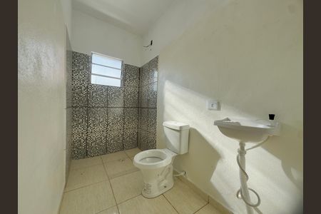 Banheiro de casa para alugar com 1 quarto, 55m² em Recreio São Jorge, Guarulhos
